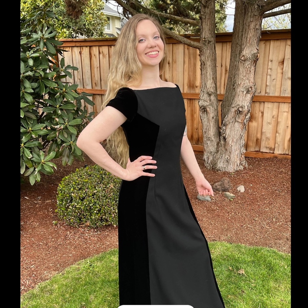 1960s Long Black HANNAH TROY Evening Dress, Statuesque Long Gown Dress size 6/8